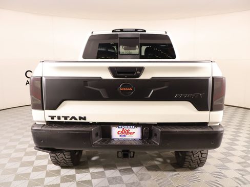 Used 2021 Nissan Titan PRO-4X w/ Pro-4x Utility Package AWD/4WD image 20