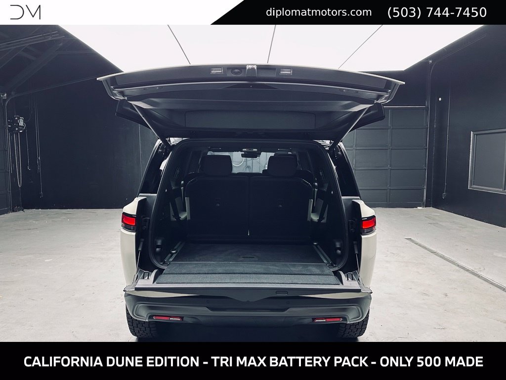 Used 2025 Rivian R1S Adventure Tri AWD/4WD image 44