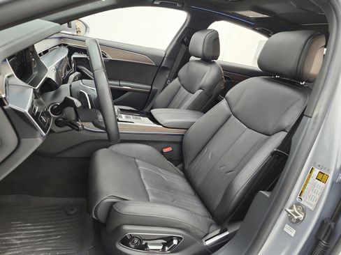Used 2021 Audi A8 L 3.0T w/ Executive Plus Package AWD/4WD image 10