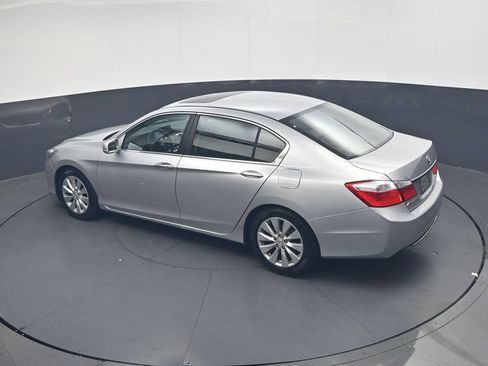 Used 2013 Honda Accord EX image 30