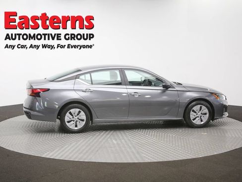 Used 2024 Nissan Altima 2.5 S FWD image 39