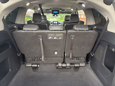 Used 2021 Honda Odyssey Touring image 17