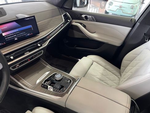 Used 2023 BMW X7 xDrive40i w/ Executive Package AWD/4WD image 29