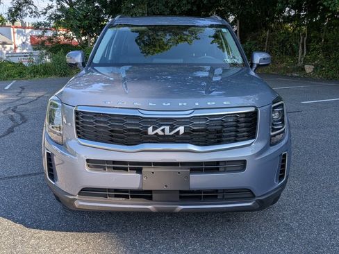 Used 2022 Kia Telluride S AWD/4WD image 2
