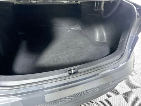 Used 2024 Toyota Corolla LE image 28