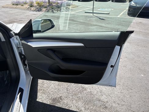 Used 2023 Tesla Model 3 Performance AWD/4WD image 12