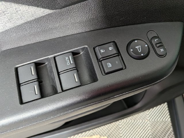 Used 2015 Honda CR-V EX image 11