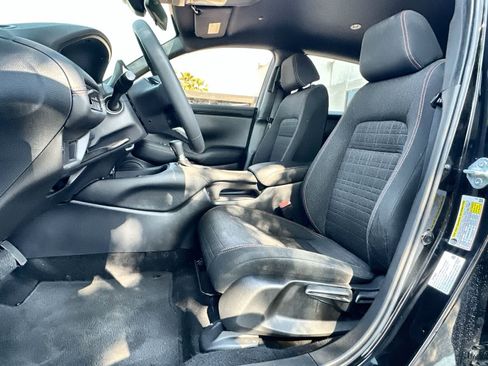 Used 2023 Honda HR-V Sport image 4