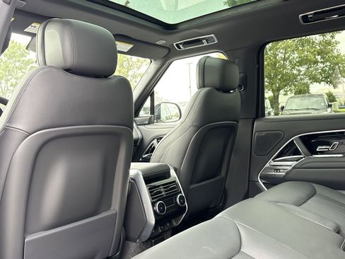 New 2025 Land Rover Range Rover SE image 11