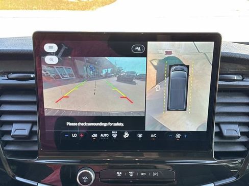 Used 2023 Ford Transit 350 XLT image 28