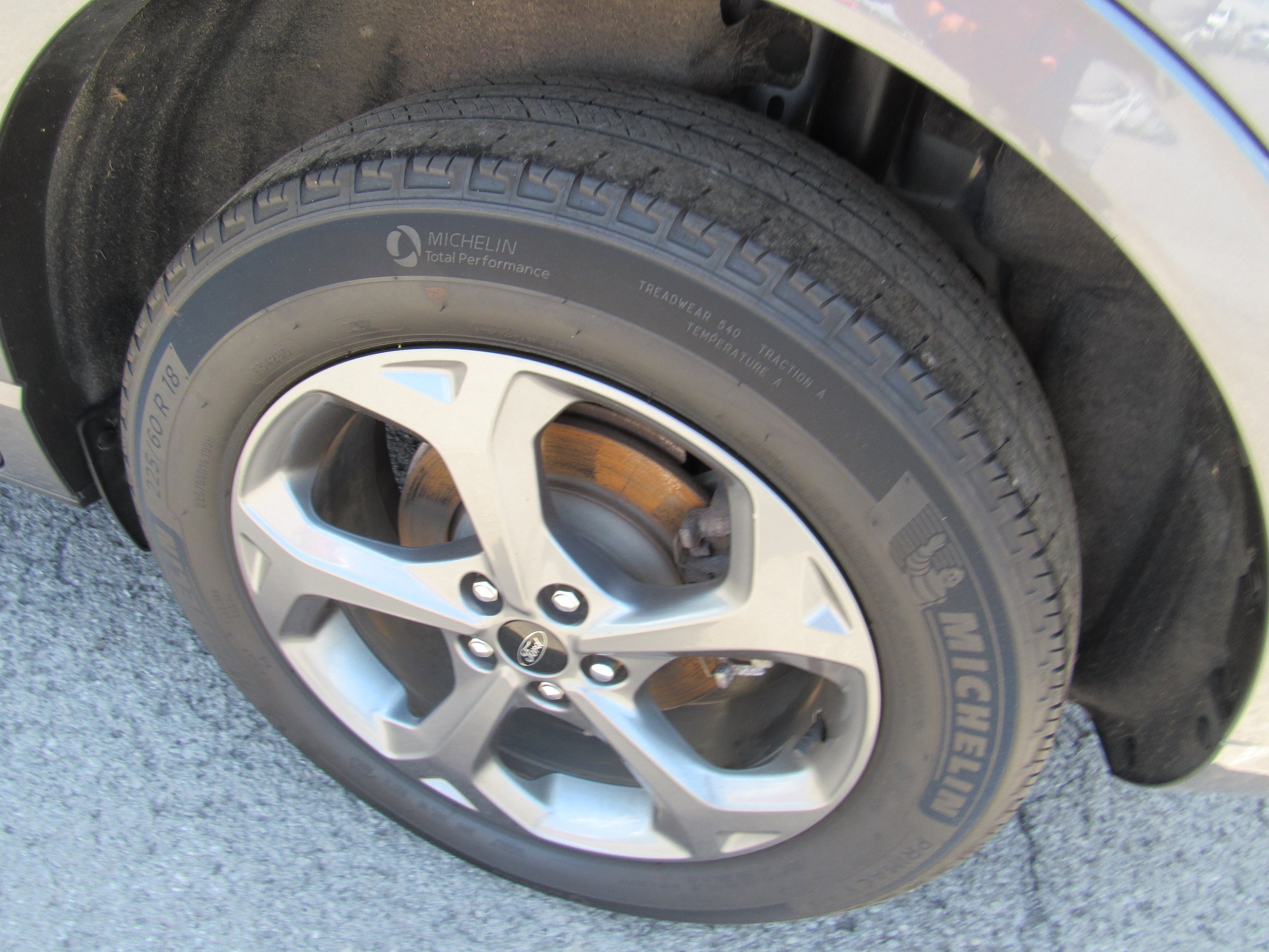 Used 2024 Ford Escape ST-Line w/ Tech Pack #1 AWD/4WD image 9