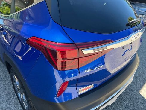 Certified 2023 Kia Seltos S w/ Navigation Package FWD image 34