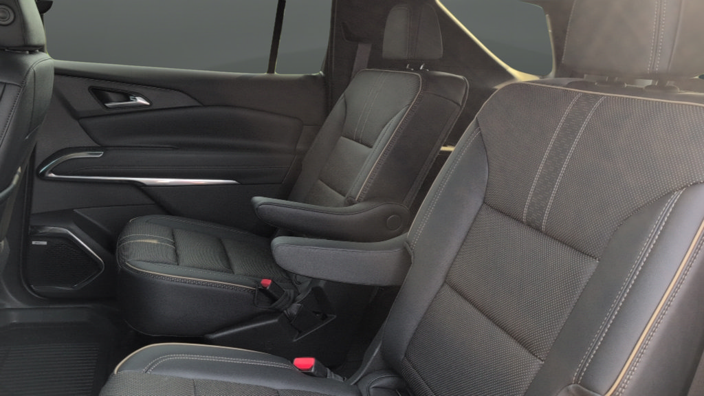 Used 2026 Chevrolet Traverse High Country w/ LPO, Floor Liner Package AWD/4WD image 18