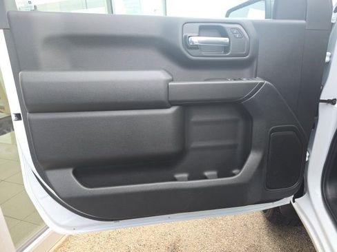 Used 2026 Chevrolet Silverado 2500 W/T w/ WT Convenience Package image 9