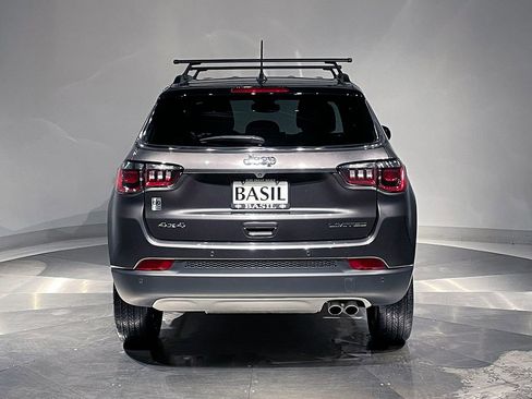 Used 2022 Jeep Compass Limited image 12