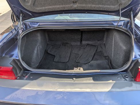 Used 2013 Dodge Challenger R/T Plus image 23