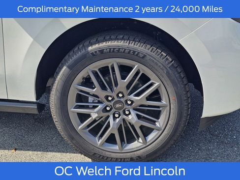 New 2027 Ford Expedition Max Platinum w/ Stealth Appearance Package RWD image 8