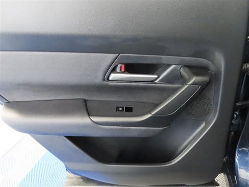 Used 2025 MAZDA CX-50 AWD 2.5 S w/ Preferred Package image 29