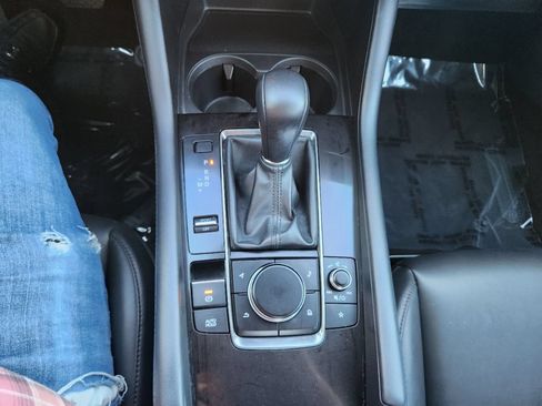 Used 2022 MAZDA MAZDA3 s FWD image 18