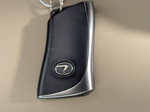 Used 2019 Lexus ES 350 image 26