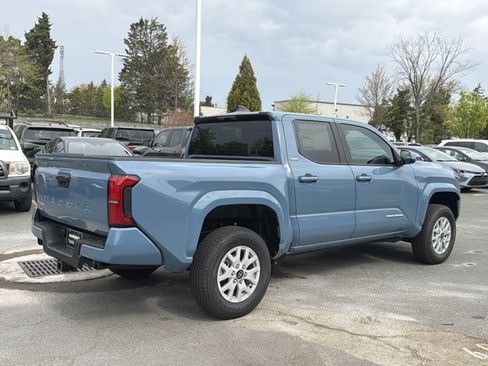 New 2026 Toyota Tacoma SR5 AWD/4WD image 5