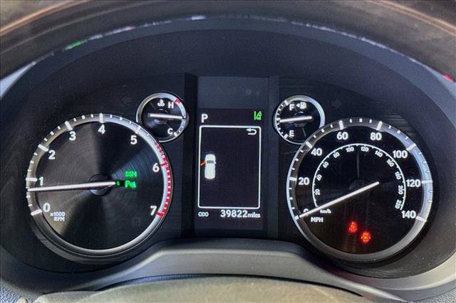 Used 2023 Lexus GX 460 Premium w/ Premium Package AWD/4WD image 12