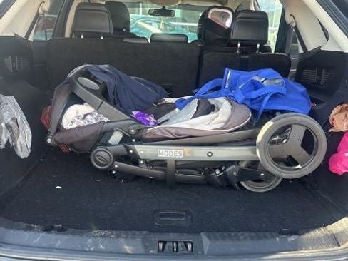 Used 2017 Ford Edge SEL w/ Equipment Group 201A image 21