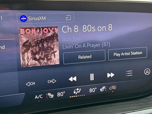 Used 2024 Buick Envision Preferred image 26