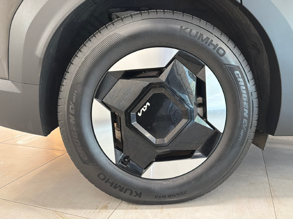Certified 2024 Kia EV9 Wind AWD/4WD image 7