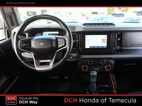 Used 2022 Ford Bronco Badlands image 8