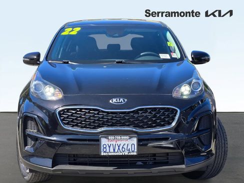 Used 2022 Kia Sportage LX w/ LX FWD Value Edition Package image 2