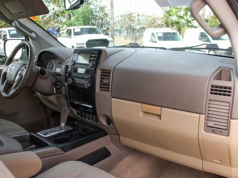 Used 2013 Nissan Titan SV w/ SV Value Truck Pkg image 33