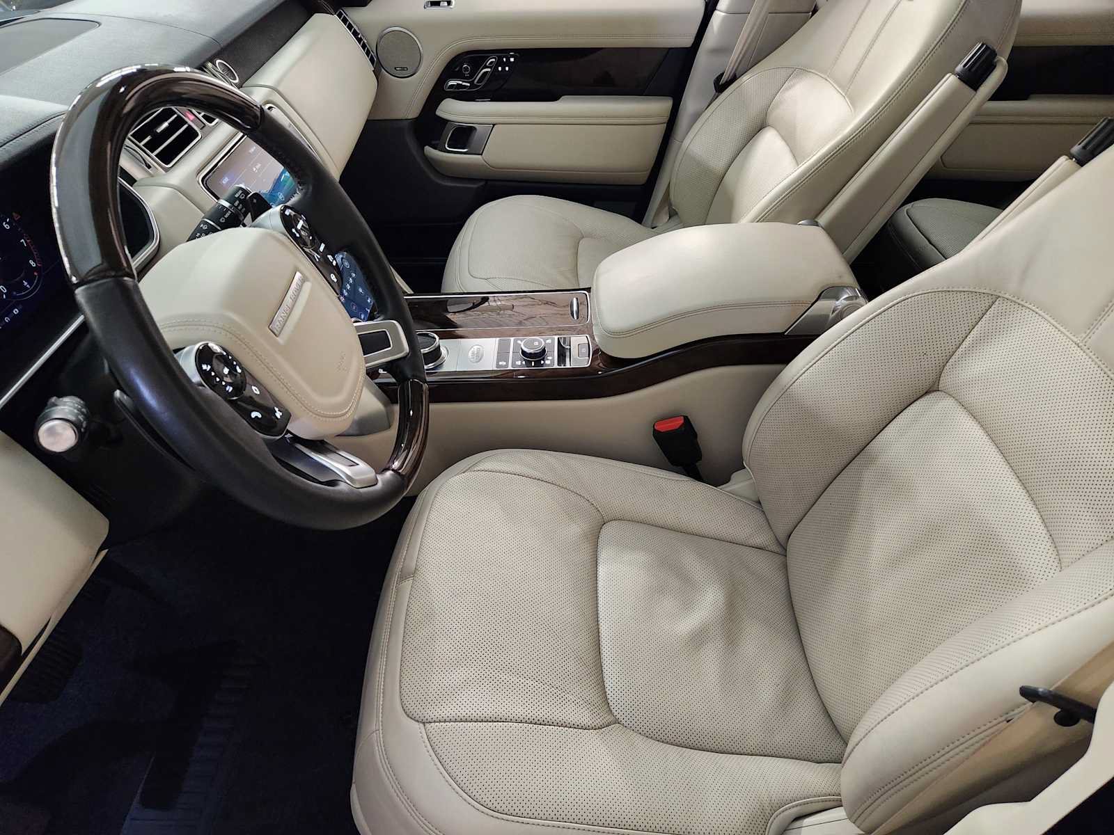 Used 2020 Land Rover Range Rover HSE AWD/4WD image 14