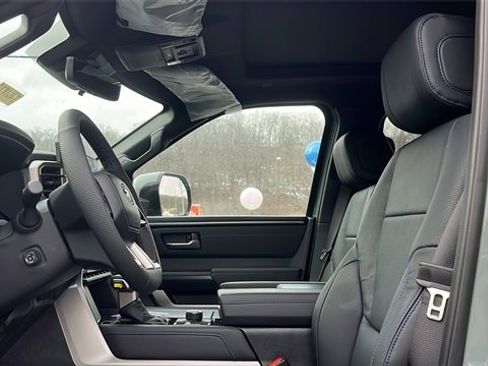 New 2026 Toyota Tundra Platinum image 7