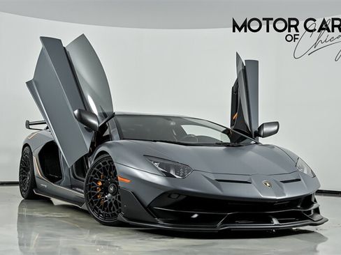Used 2019 Lamborghini Aventador SVJ AWD/4WD image 1