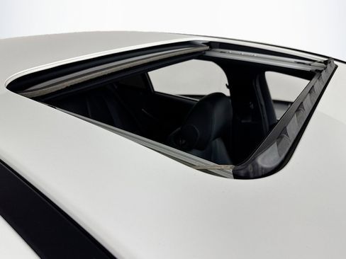 Used 2022 Mercedes-Benz E 350 Sedan image 21