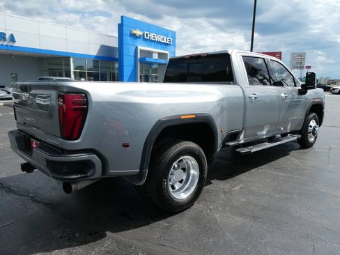 Certified 2025 GMC Sierra 3500 Denali w/ Denali Reserve Package AWD/4WD image 5