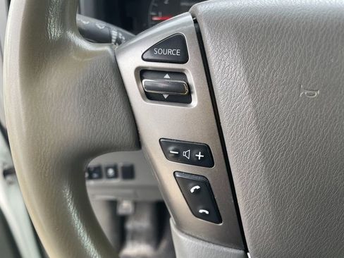 Used 2021 Nissan NV 2500 SV image 15