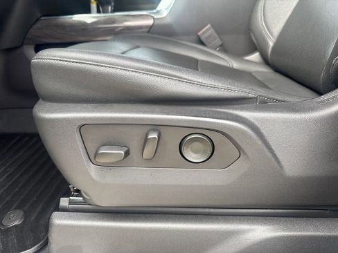 Used 2024 Chevrolet Silverado 1500 LTZ image 7