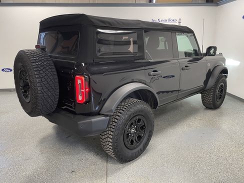 Used 2022 Ford Bronco Wildtrak image 6