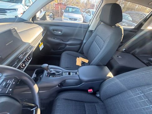 Used 2026 Honda HR-V LX image 28