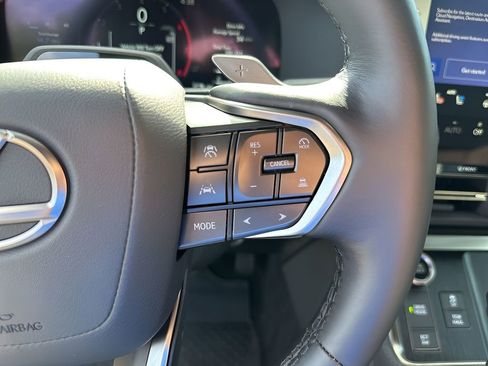 Used 2024 Lexus GX 550 550 Luxury w/ Accessory Package (Z1) image 28