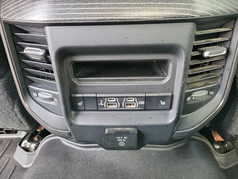 Used 2019 RAM 2500 Limited image 10