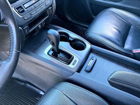 Used 2017 Honda Pilot EX-L image 16