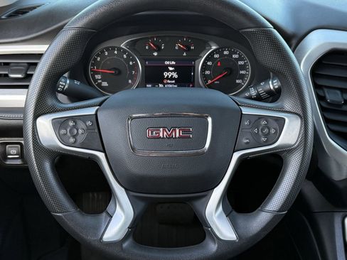 Certified 2023 GMC Acadia SLE w/ Driver Convenience Package image 12