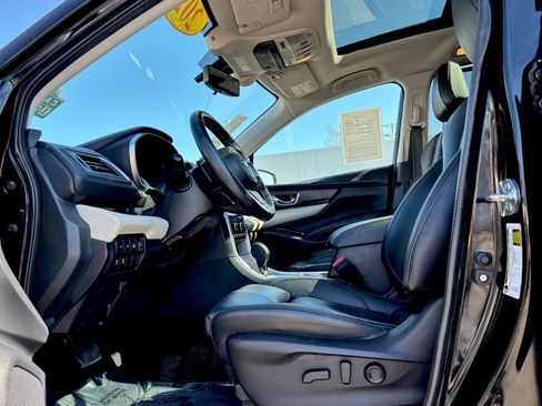 Used 2022 Subaru Ascent Touring image 10