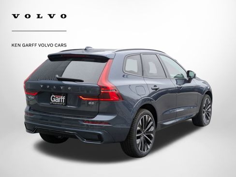 New 2026 Volvo XC60 B5 Ultra w/ Climate Package image 3