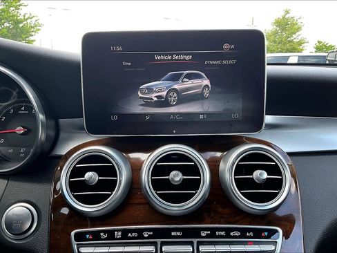 Used 2017 Mercedes-Benz GLC 300 image 35