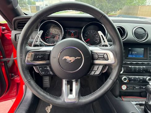Used 2015 Ford Mustang Coupe RWD image 14