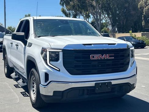 Used 2023 GMC Sierra 1500 Pro w/ Convenience Package RWD image 4